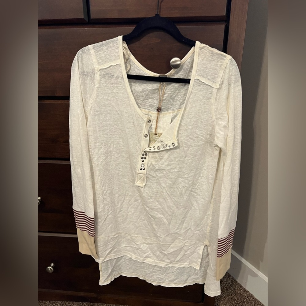Gimmicks long sleeve NWT